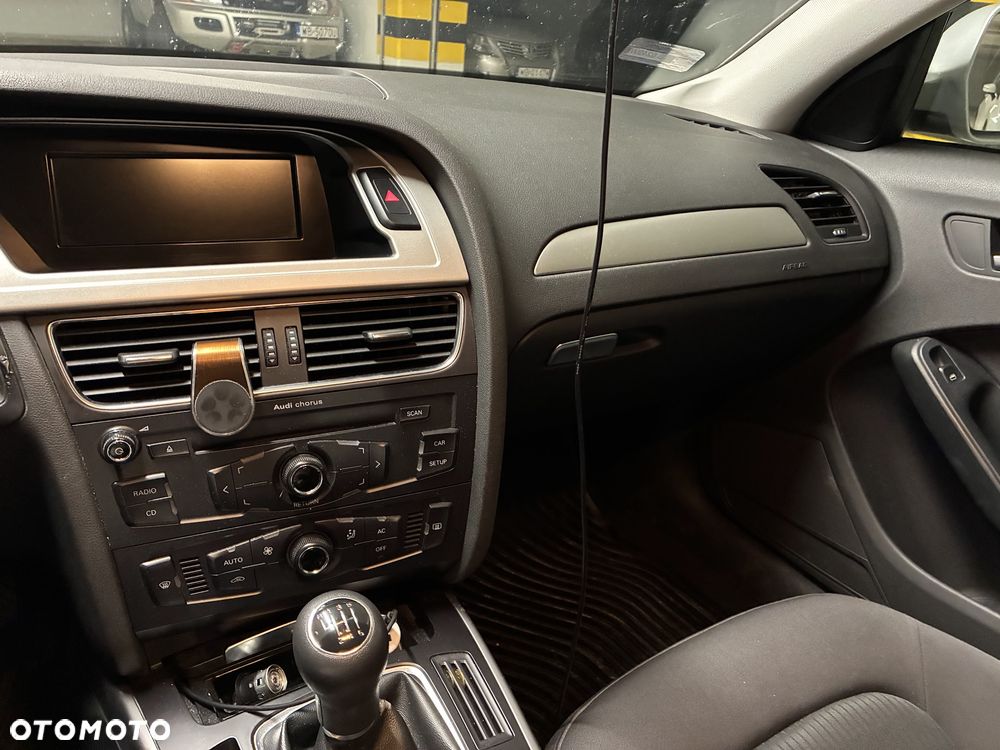 Audi A4 Limousine 1.8 TFSI Attraction - 9