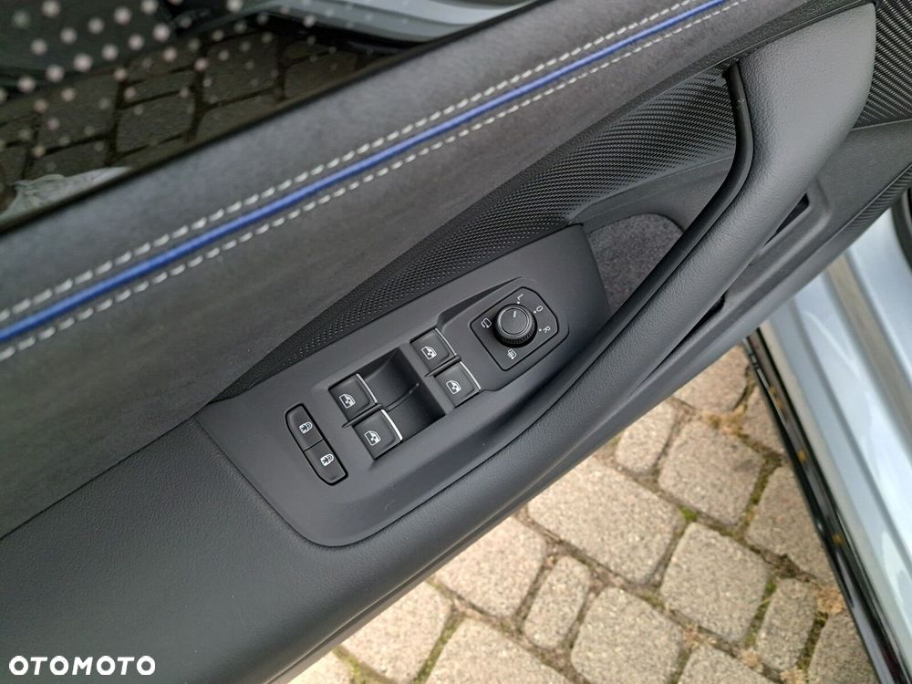 Volkswagen Passat 2.0 TSI 4Mot R-Line Plus DSG - 13