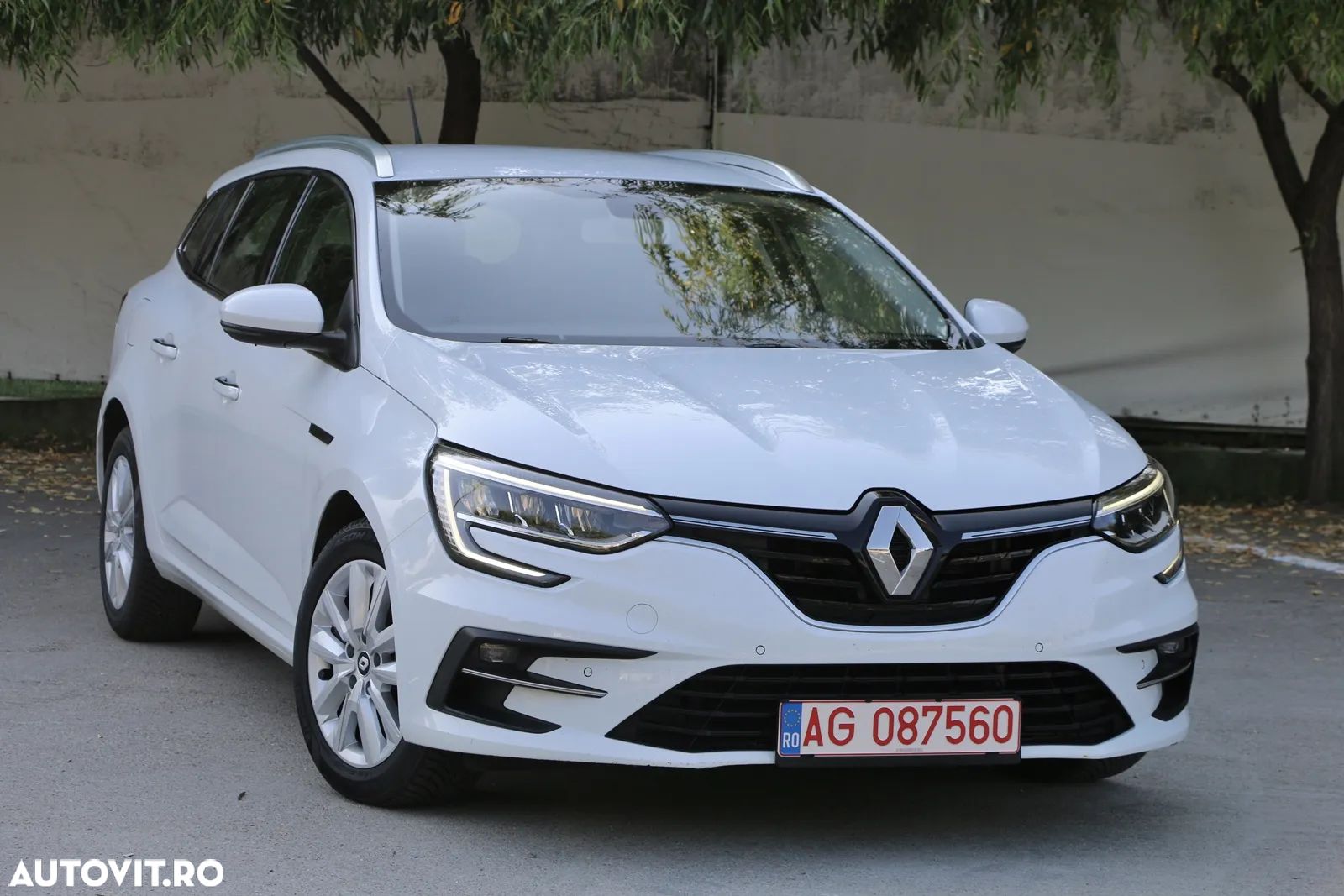 Renault Megane Blue dCi 115 Authentic - 1