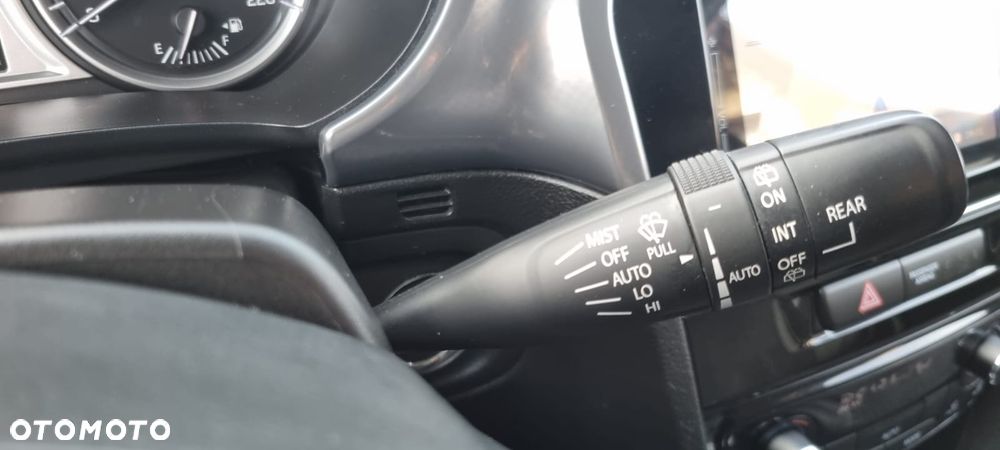 Suzuki Vitara 1.6 DDiS (4x4) Allgrip Comfort+ - 24