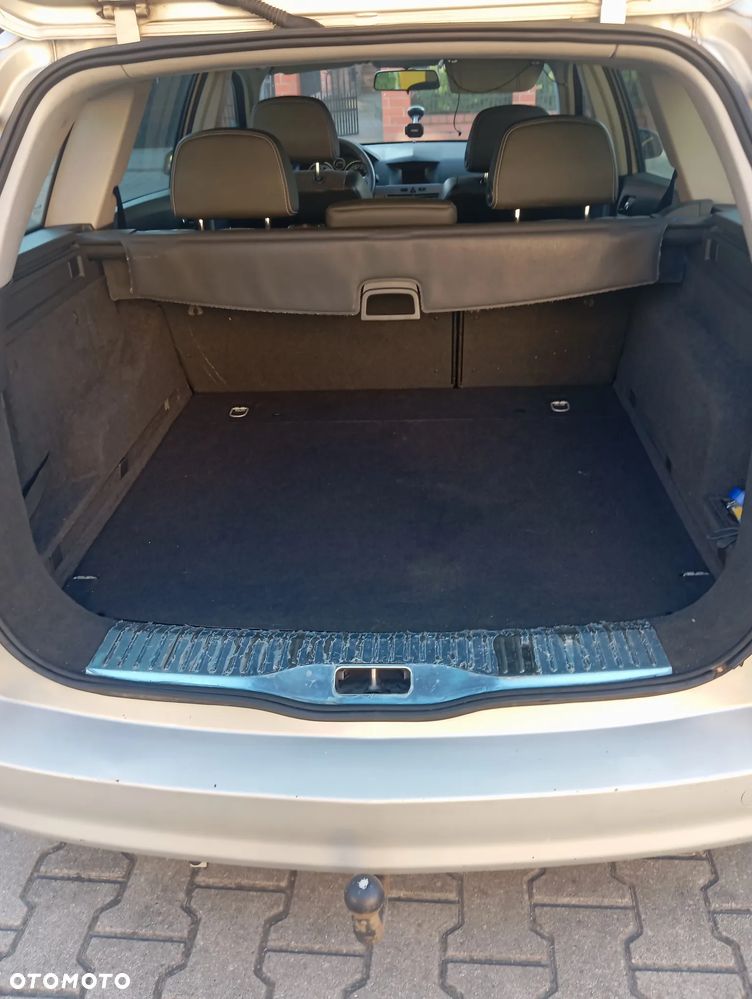 Opel Astra 1.6 - 9