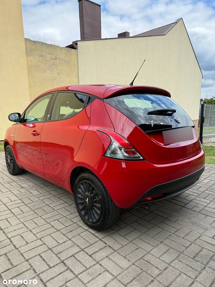 Lancia Ypsilon 1.2 8V Elefantino S&S - 5