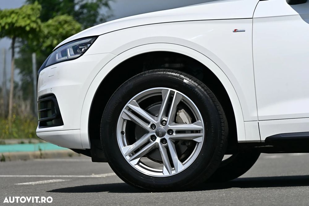 Audi Q5 2.0 40 TDI quattro S tronic Design - 15