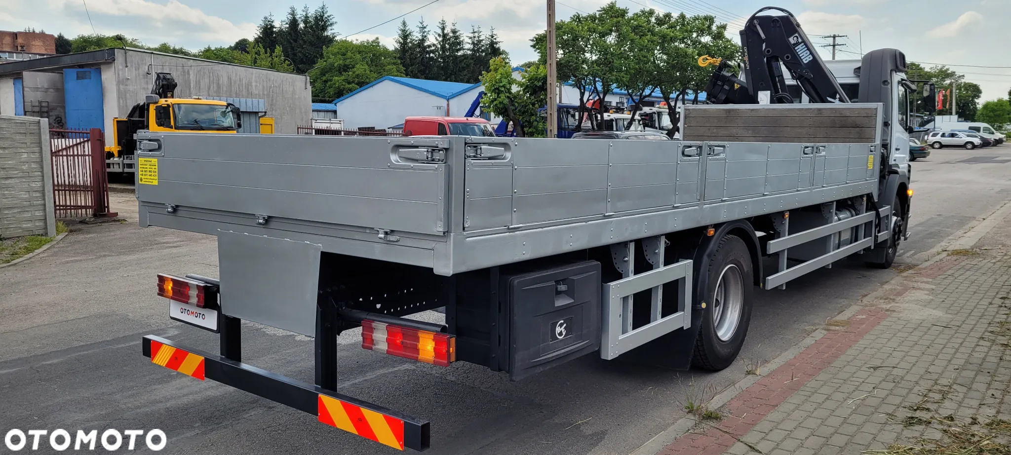 Mercedes-Benz AXOR 1824 L HDS HIAB 122 ŻURAW DŹWIG - 11