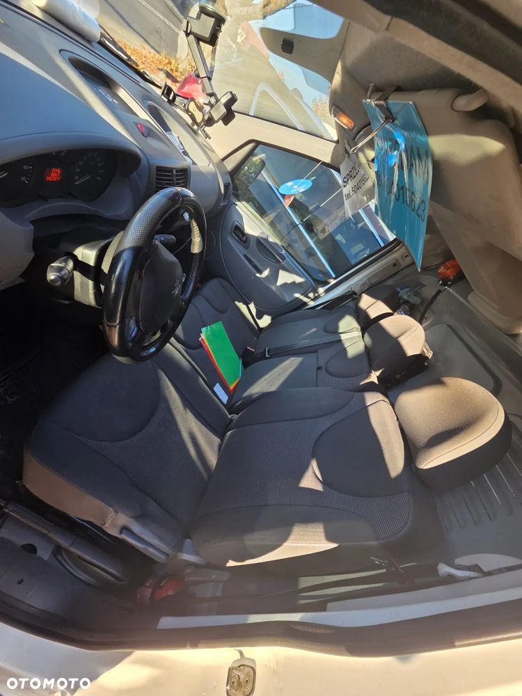 Peugeot Expert 229 - 6