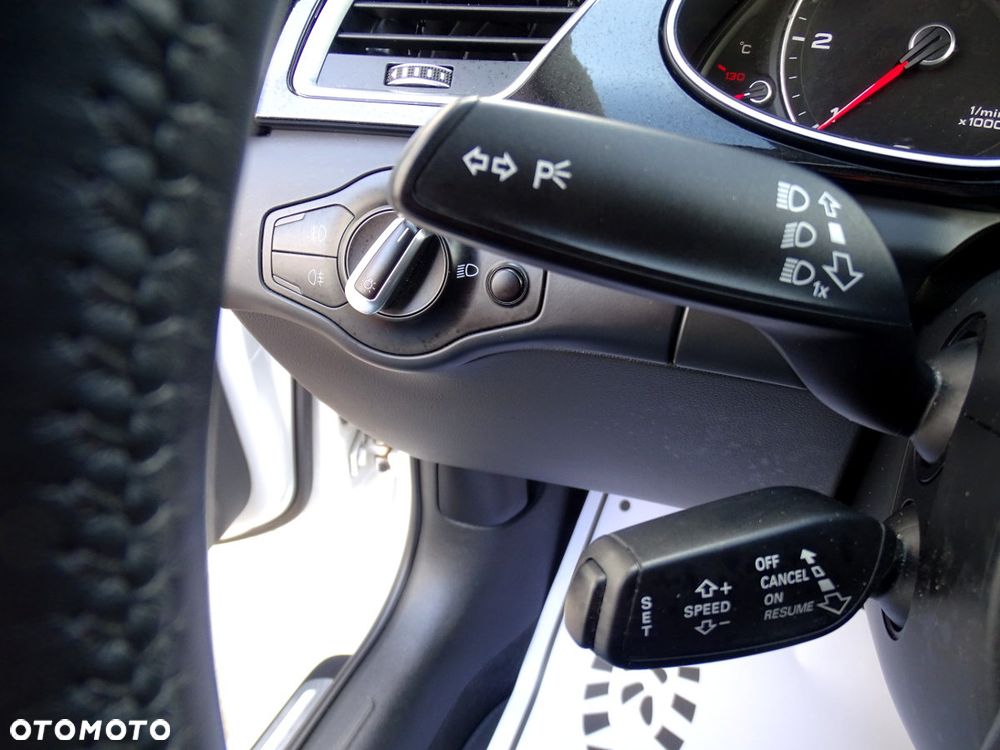 Audi A4 Avant 2.0 TDI DPF multitronic Ambiente - 20