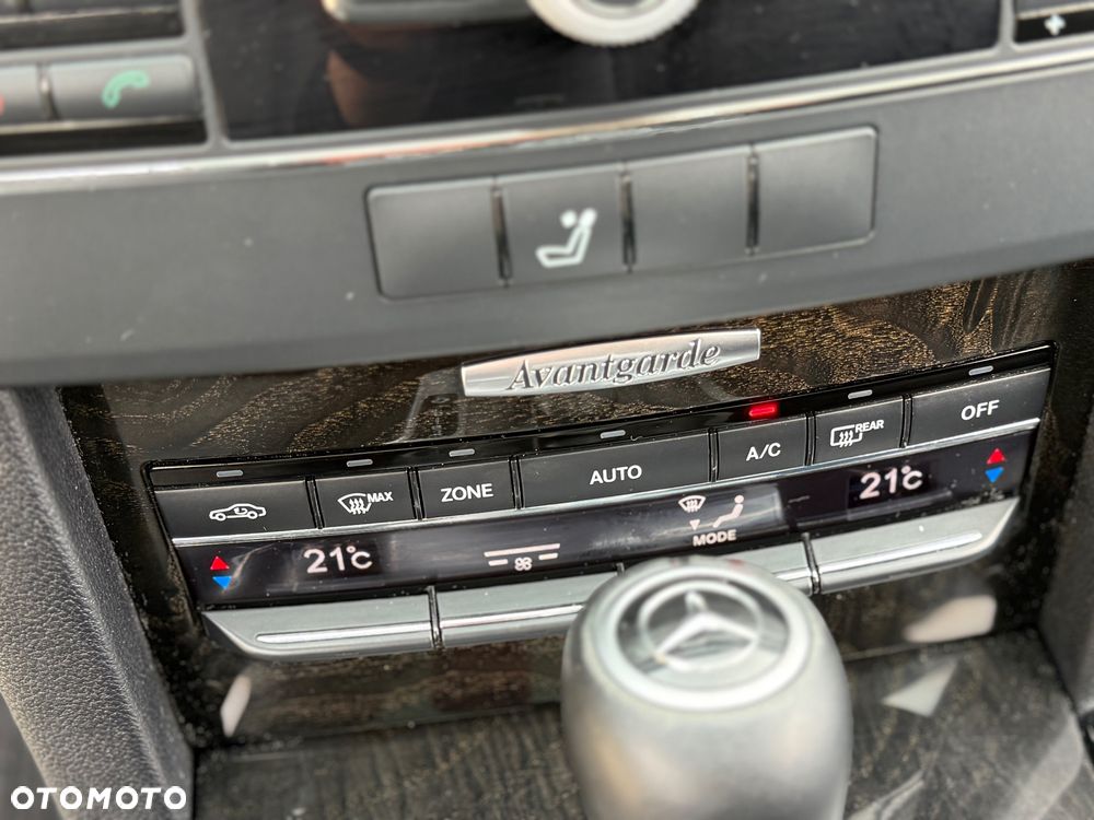 Mercedes-Benz Klasa E 200 BlueEFFICIENCY 7G-TRONIC Avantgarde - 18