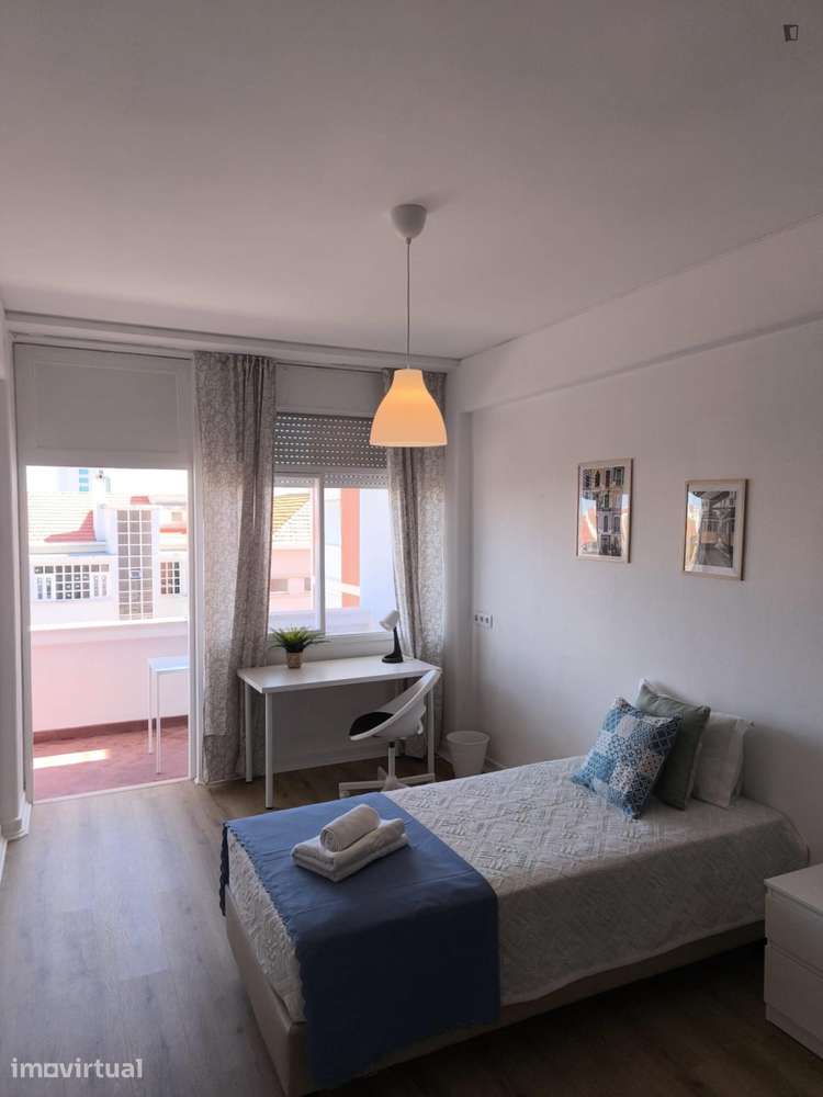 Quarto - localizado em Entrecampos Lisbon - Grande imagem: 2/7