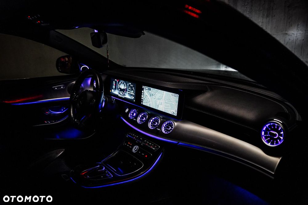 Mercedes-Benz Klasa E 220 d 9G-TRONIC - 34