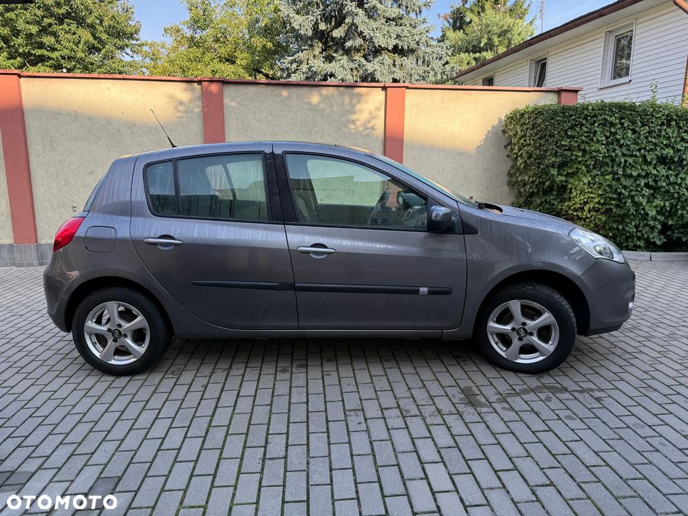Renault Clio - 3
