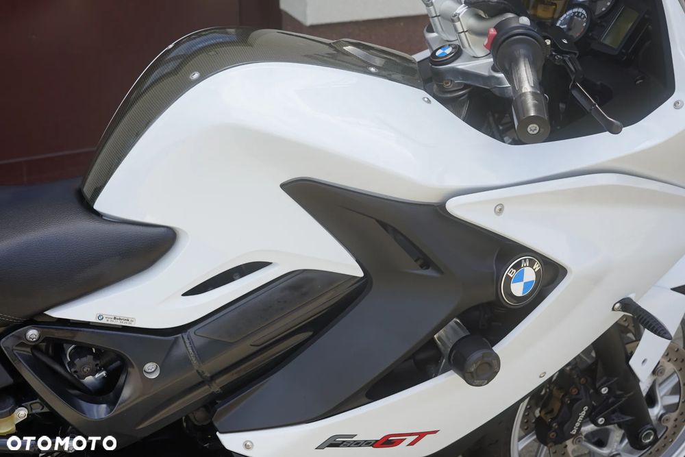 BMW F - 10