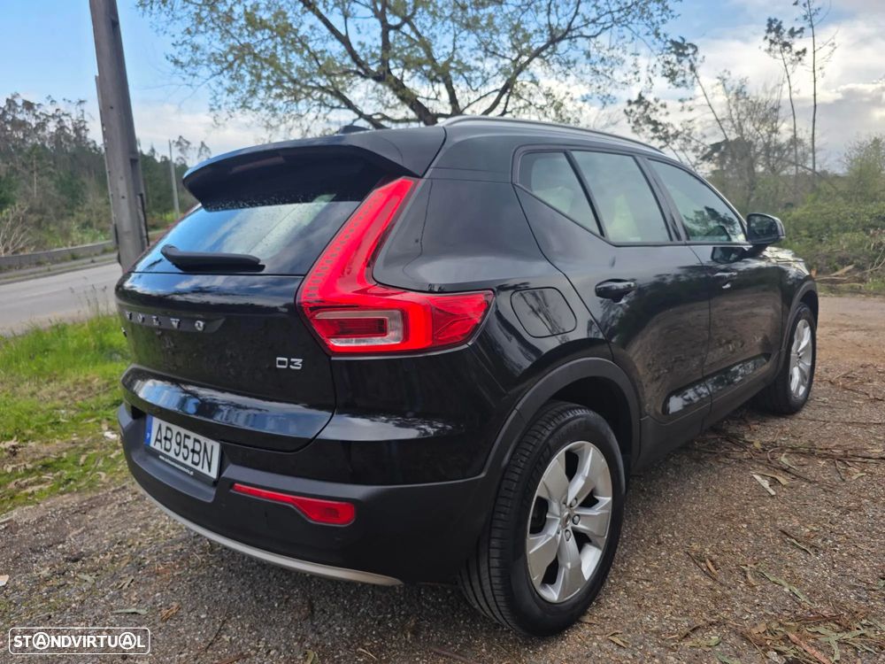 Volvo XC 40 2.0 D3 Momentum Core - 31