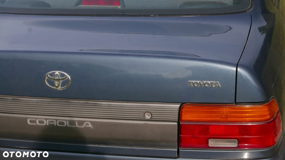 Toyota Corolla - 15
