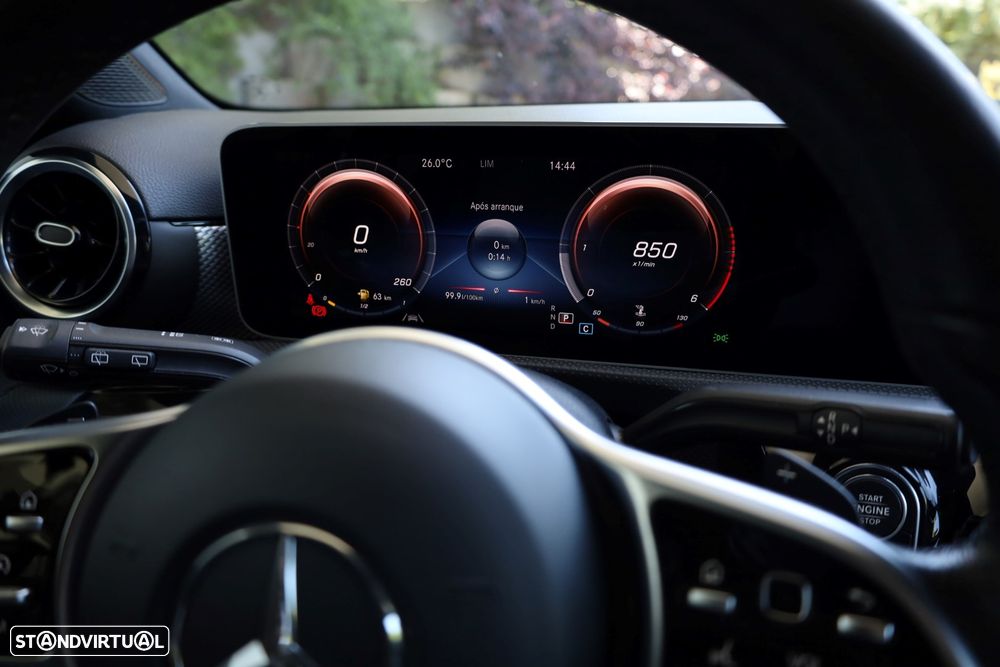 Mercedes-Benz A 180 d Progressive Aut. - 39