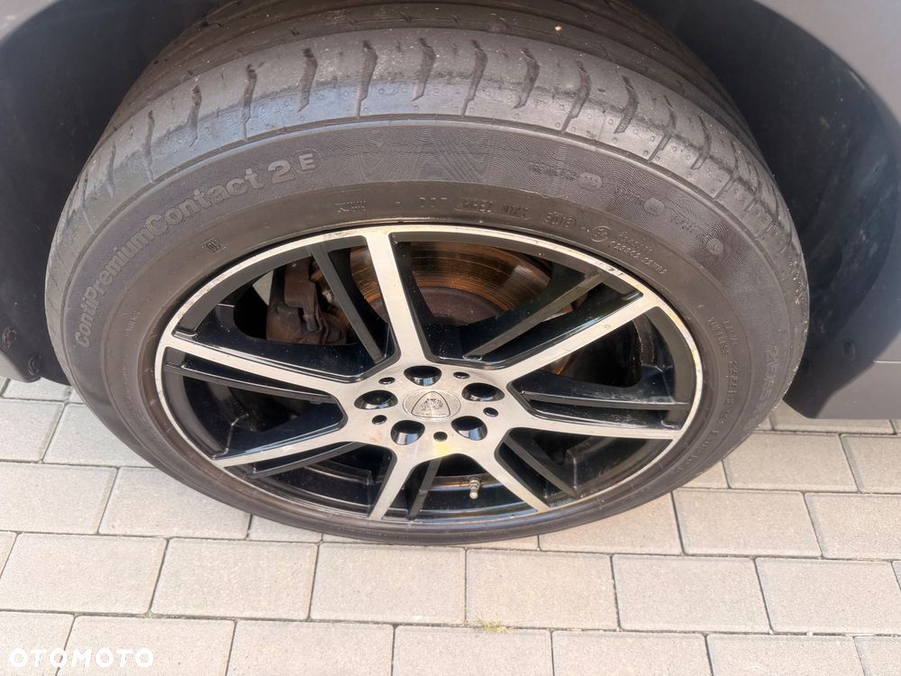 Ford Kuga 1.5 EcoBoost FWD Trend ASS - 28