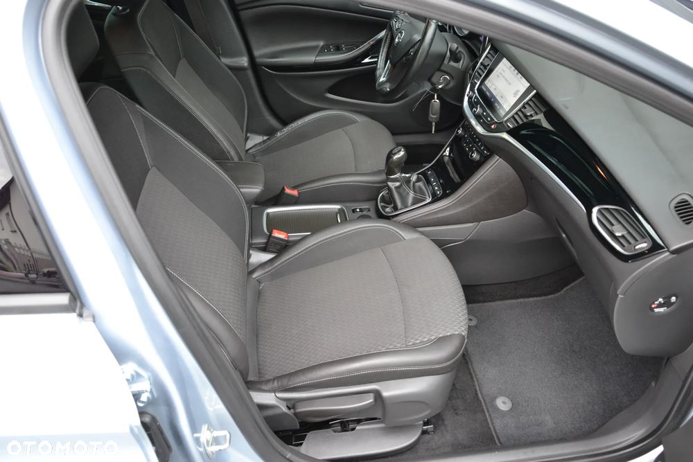 Opel Astra 1.6 CDTI Dynamic S&S - 7