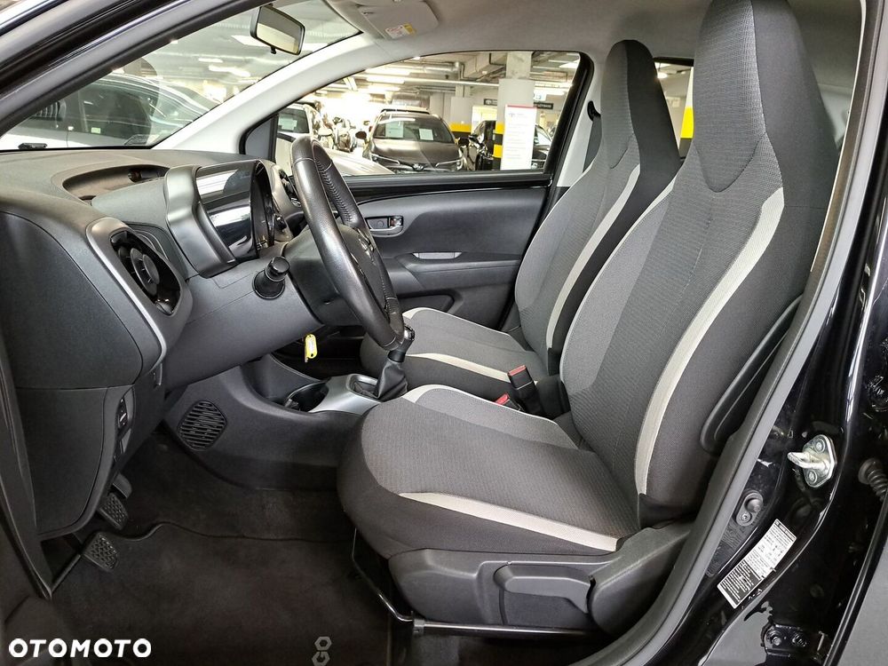 Toyota Aygo - 12
