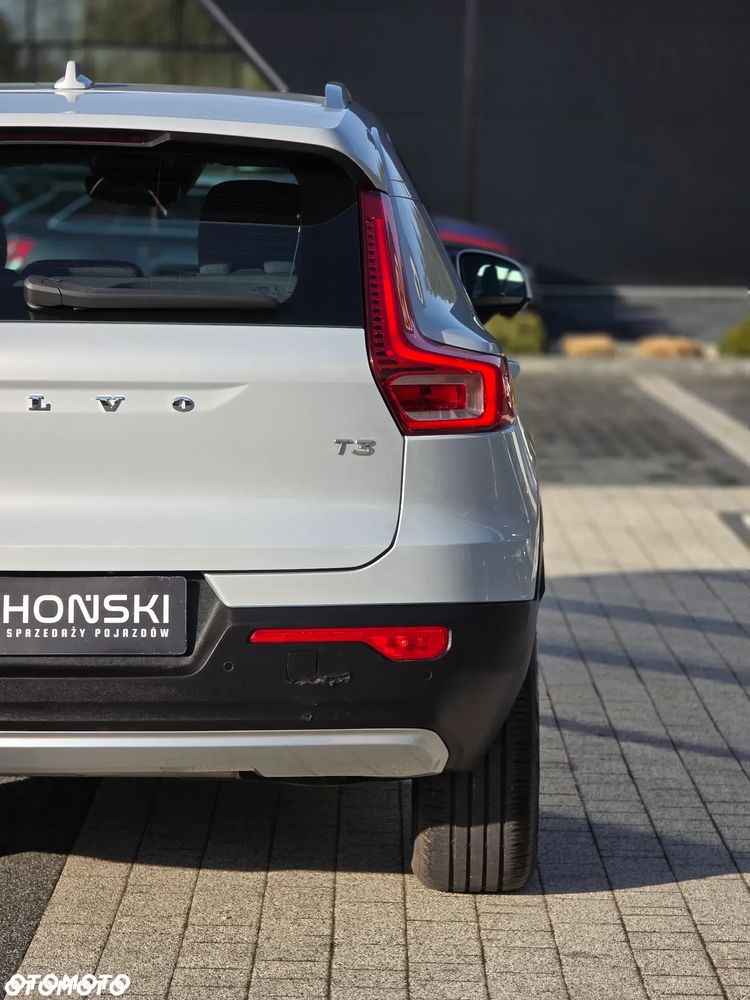 Volvo XC 40 T3 Momentum Pro - 12