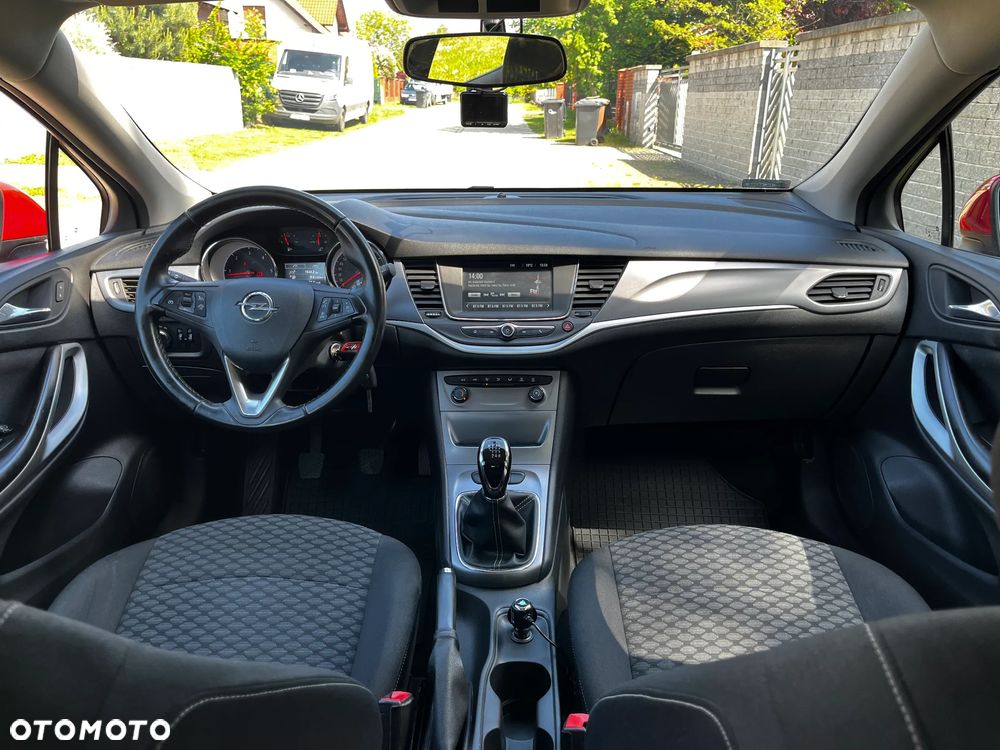 Opel Astra 1.6 CDTI Elite - 8