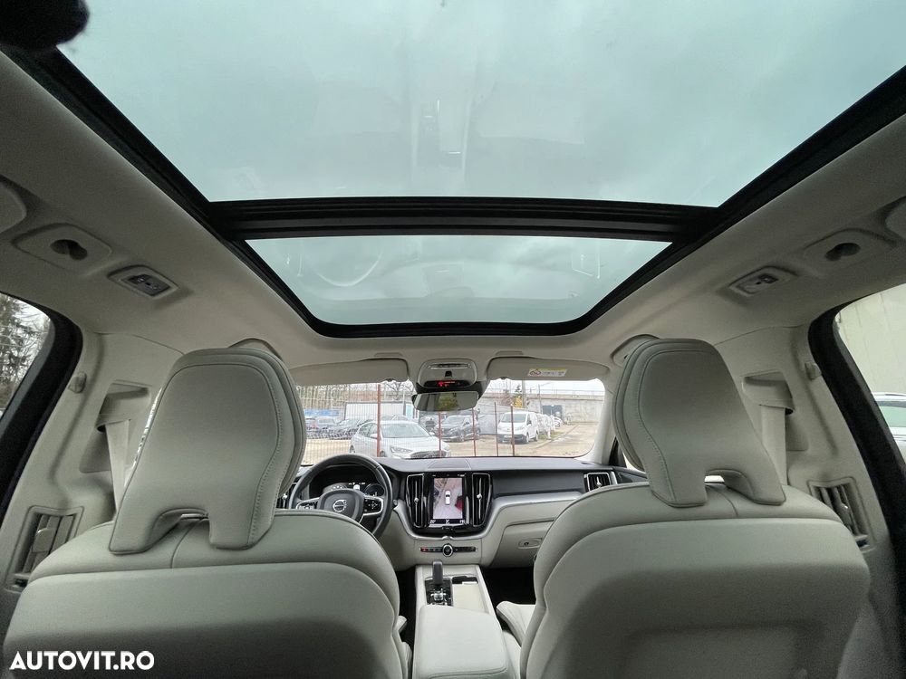 Volvo XC 60 Recharge T8 Twin Engine eAWD Inscription - 8