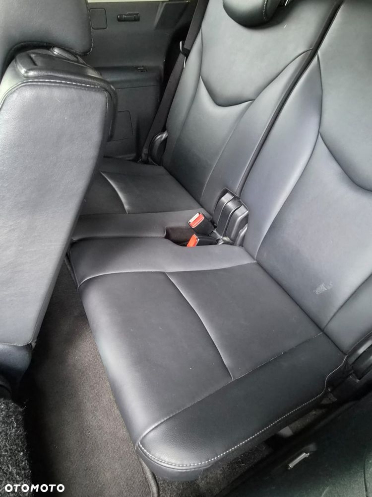 Toyota Prius+ (Hybrid) Executive - 27