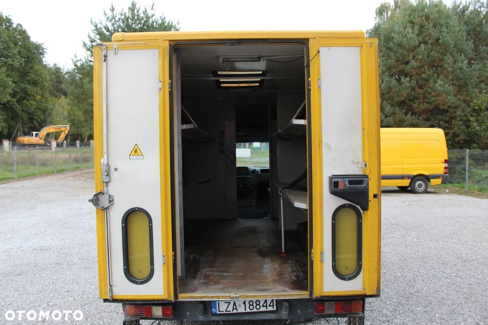 Mercedes-Benz sprinter - 6