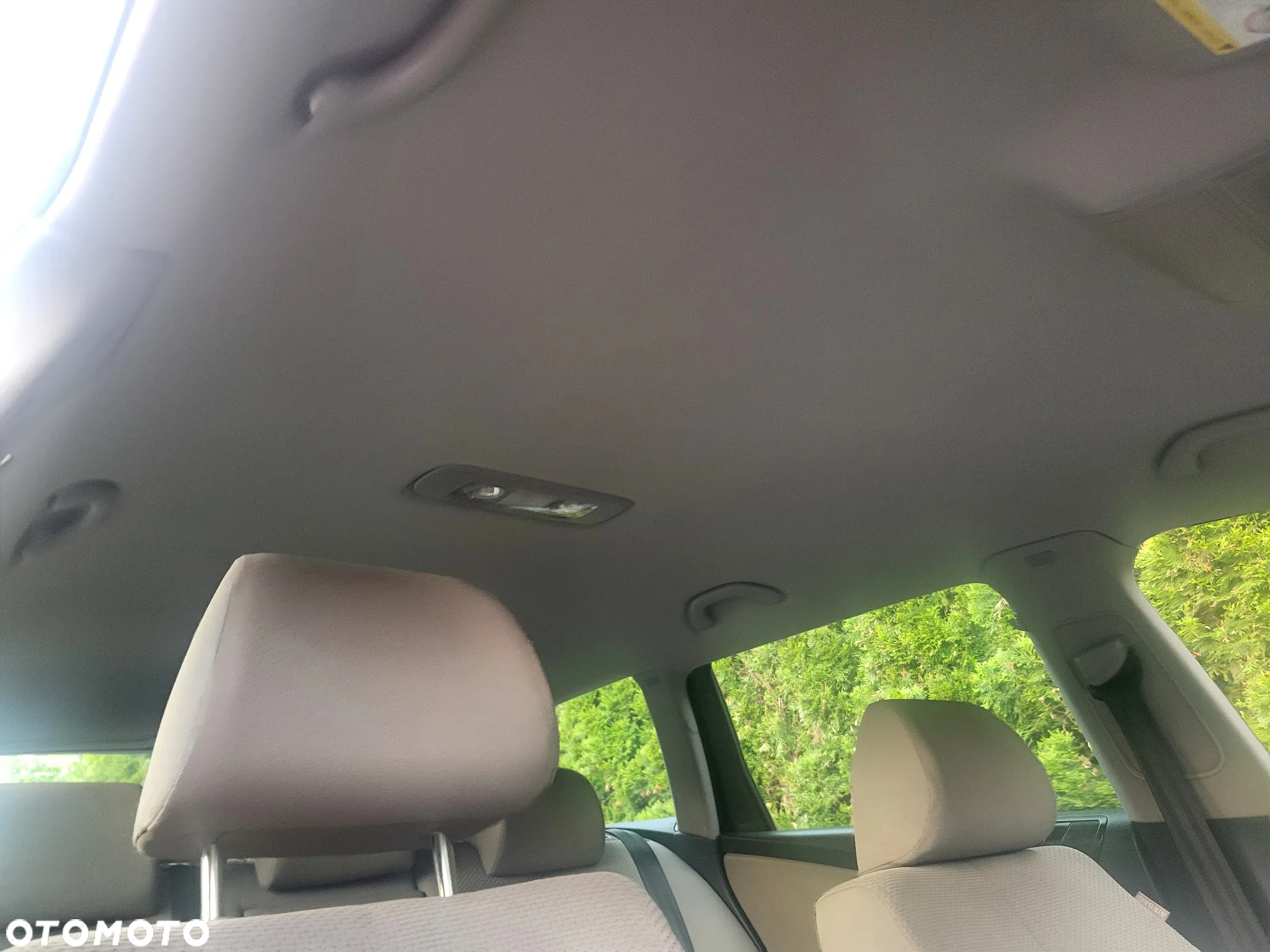 Volkswagen Passat 1.9 TDI Comfortline - 16