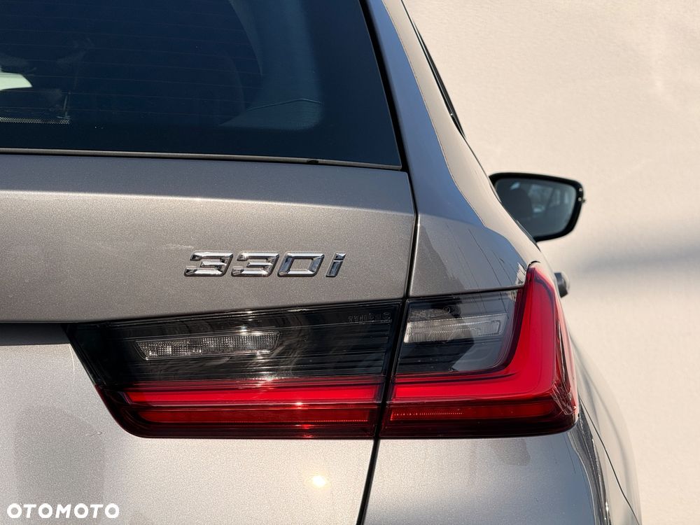 BMW Seria 3 330i xDrive M Sport - 7