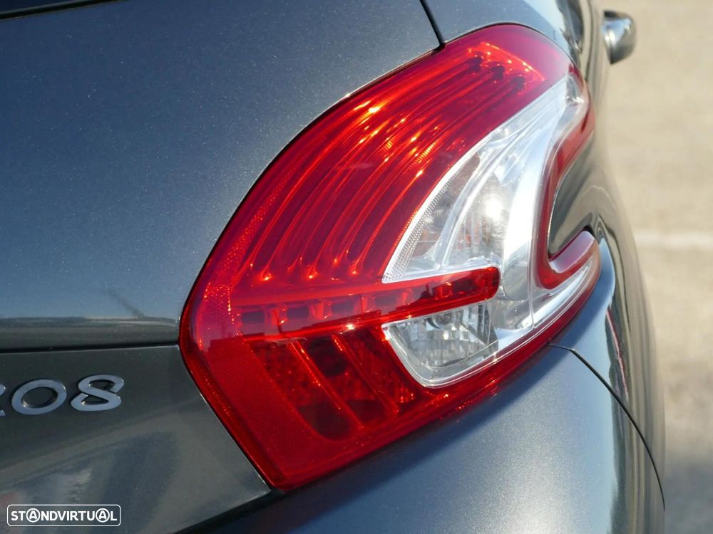 Peugeot 208 1.4 HDi Active - 12