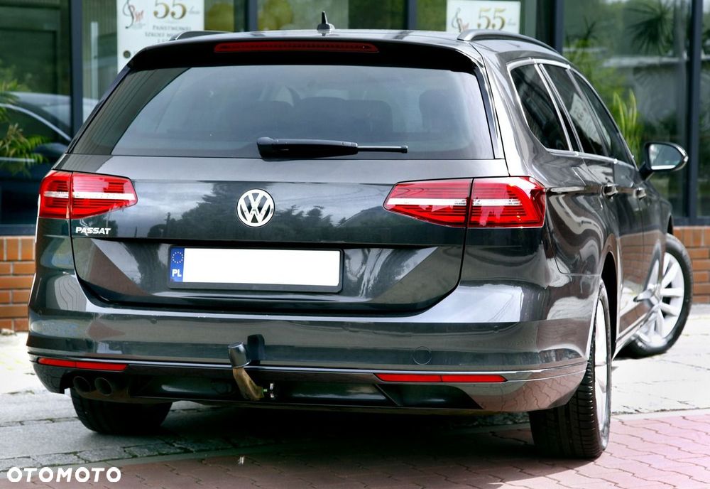 Volkswagen Passat - 22