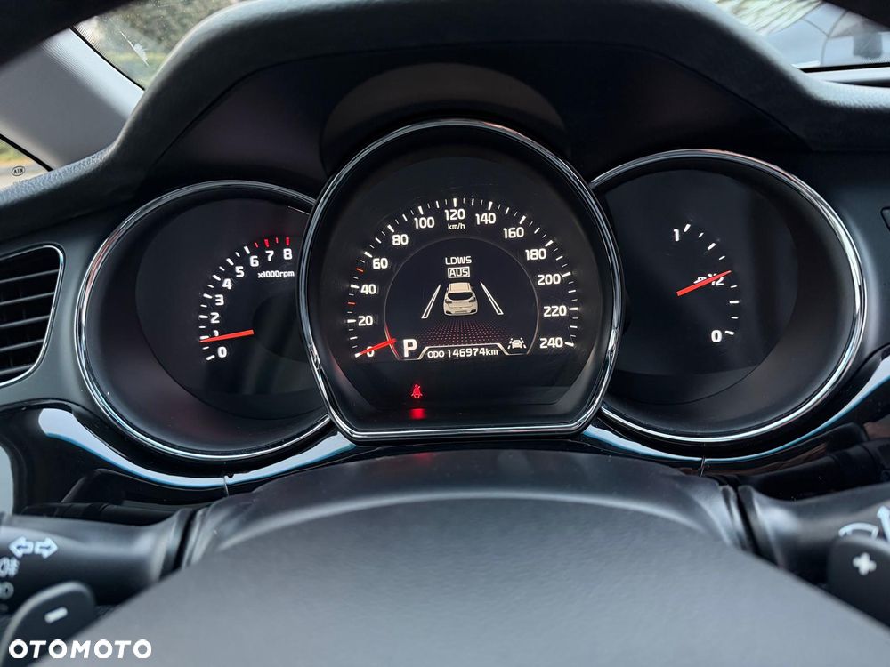 Kia Ceed 1.6 GDI DCT Platinum Edition - 36