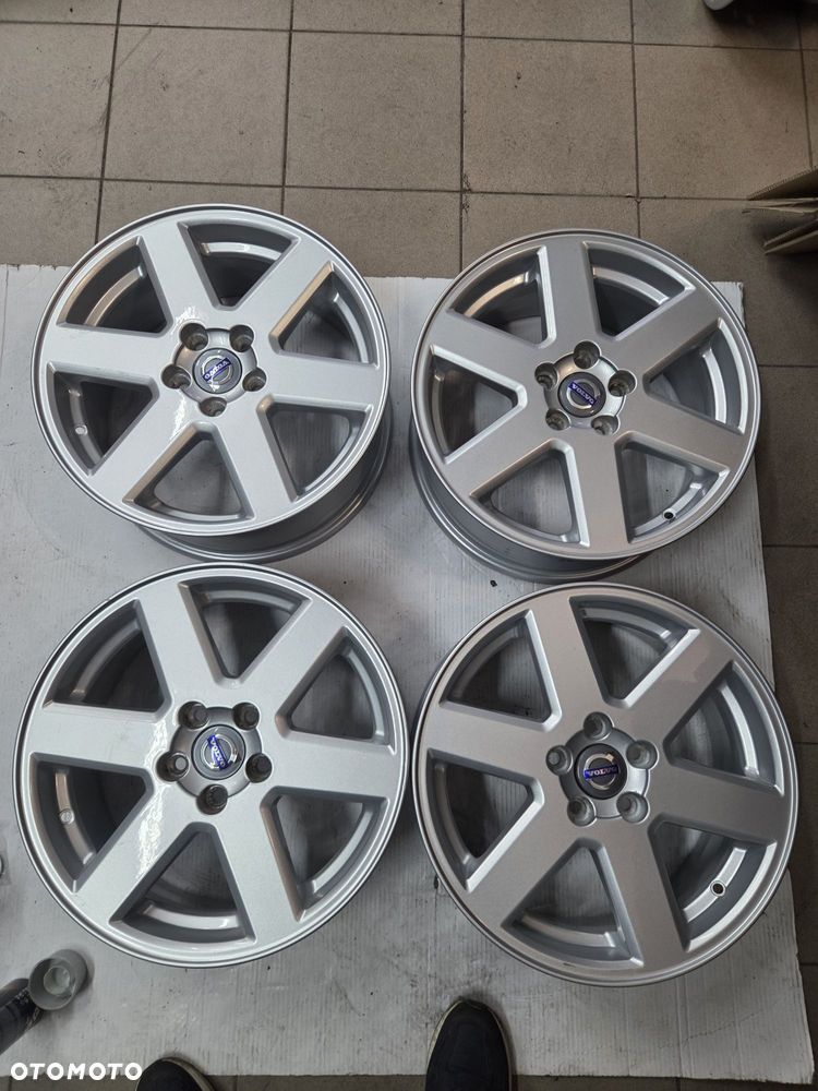 felgi aluminiowe 17" 5x108 7x17 ET 49 VOLVO FORD