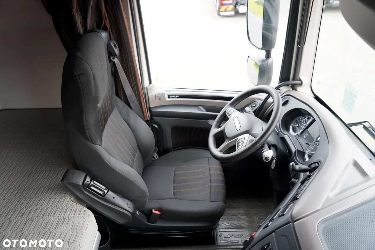 DAF XF 480 / SUPER SPACE CAB / KLIMA POSTOJOWA   / OPONY 100% / 290 TYS KM / PO ZŁOTYM KONTRAKCIE SERWISOWYM - 27