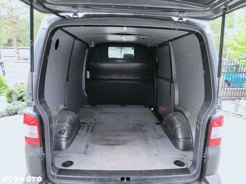 Volkswagen Transporter - 30