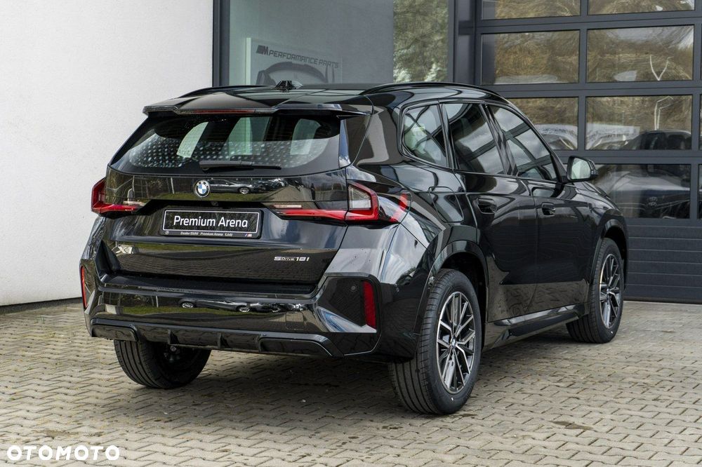 BMW X1 sDrive18i - 9