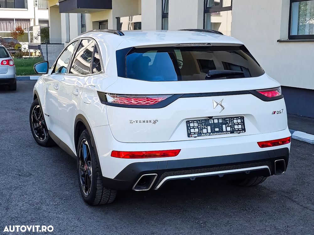 DS Automobiles DS 7 Crossback - 11