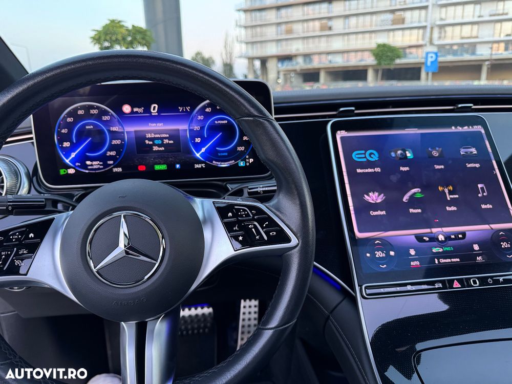 Mercedes-Benz EQE 350+ - 16
