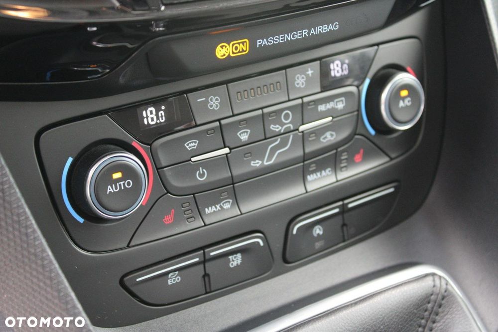 Ford Tourneo Connect - 26