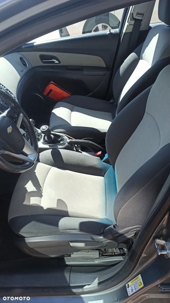 Chevrolet Cruze 2.0 VDCi LS - 7