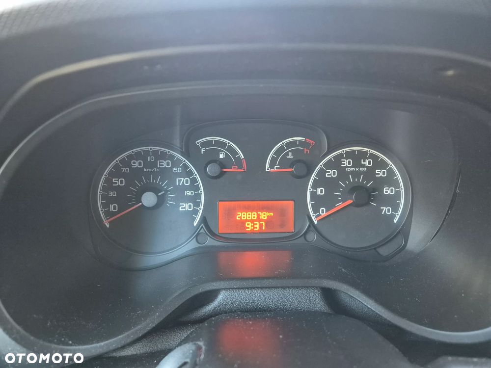 Fiat Doblo 2.0 Multijet 16V Emotion - 10