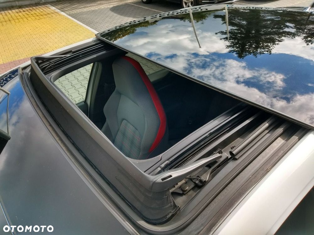 Volkswagen Golf 2.0 TSI GTI DSG - 36