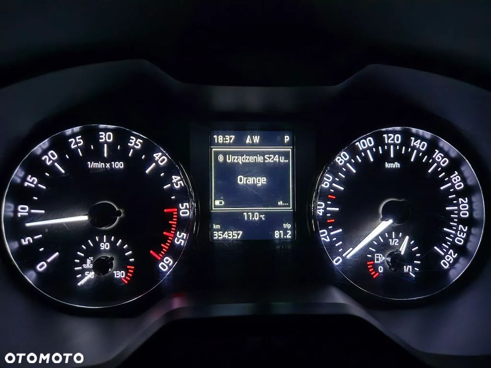 Skoda Octavia 2.0 TDI Style DSG - 26