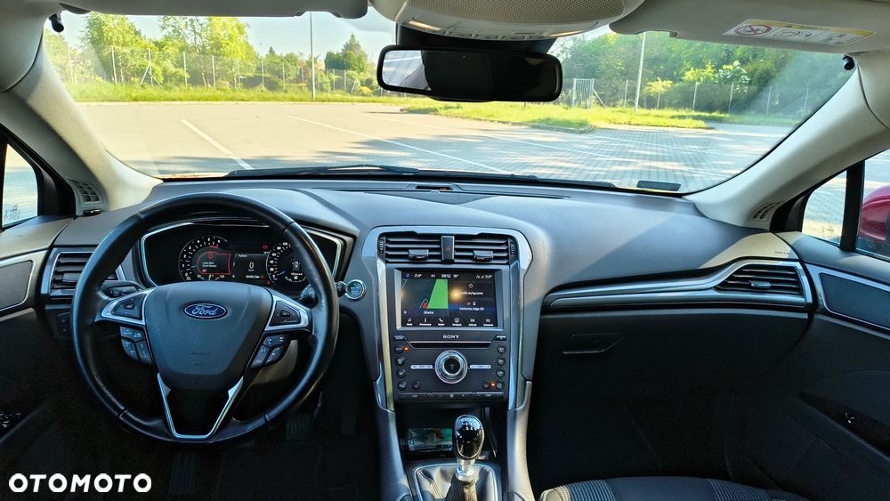 Ford Mondeo 2.0 EcoBlue Titanium - 18