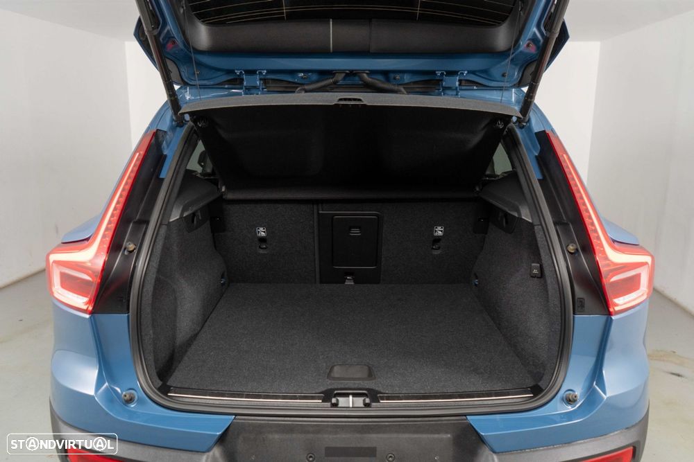Volvo XC 40 1.5 T5 PHEV Momentum Plus - 13