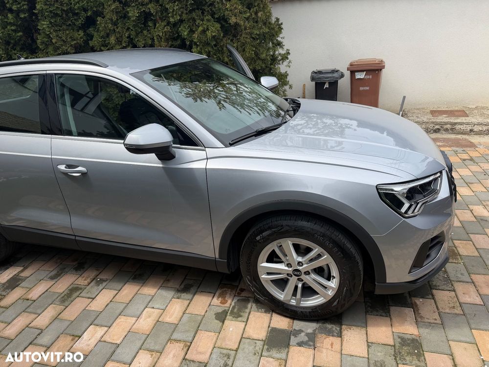 Audi Q3 2.0 35 TDI S tronic quattro Advanced - 8