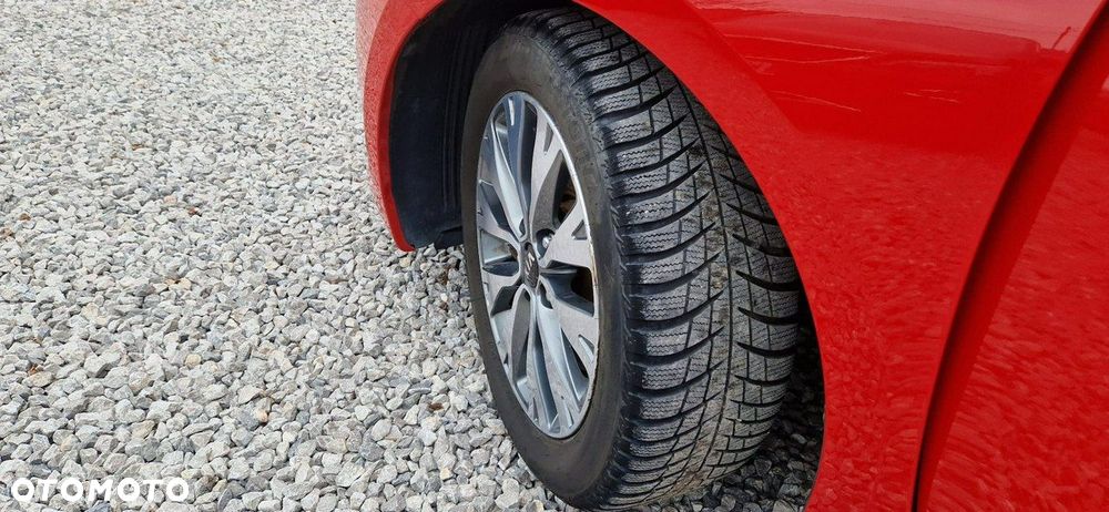 Kia ProCeed - 40