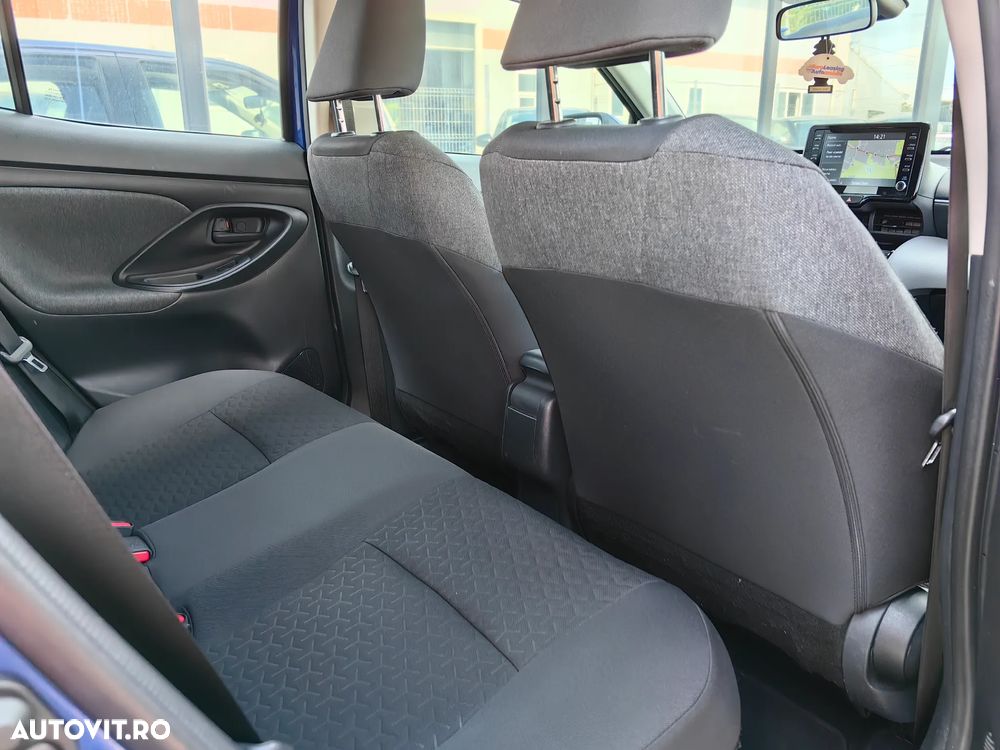 Toyota Yaris 1.5 VVT-i Business Edition - 18