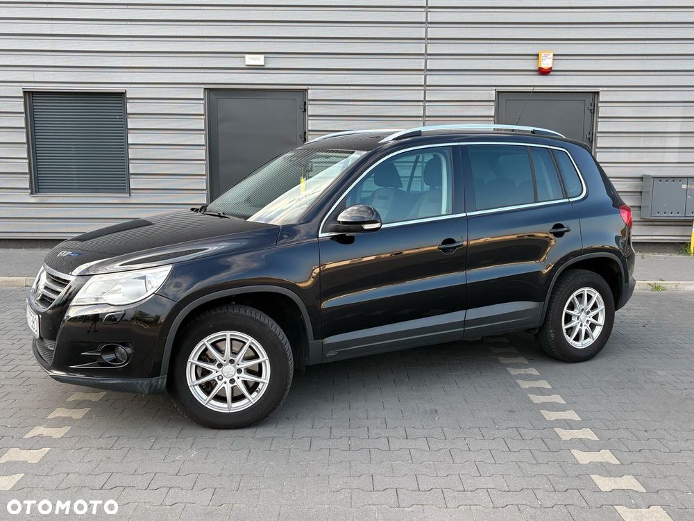 Volkswagen Tiguan - 24