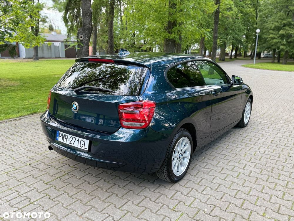 BMW Seria 1 114i - 13