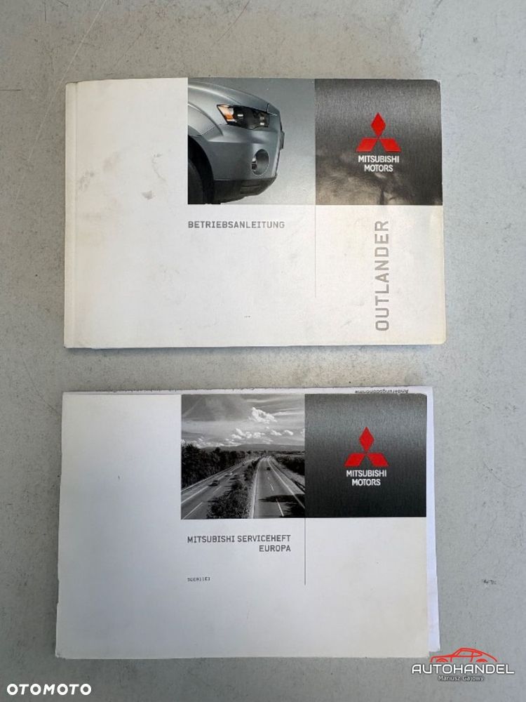 Mitsubishi Outlander - 21